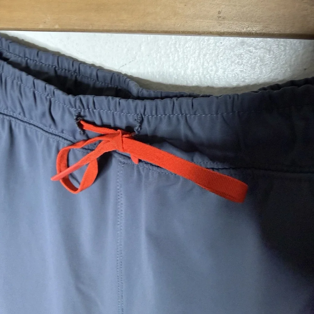 Wolaco Gray Red Drawstring Ankle Zip Athletic Pants Men's Medium